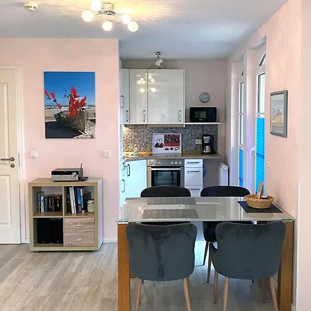 Apartment Haus Meeresblick Kra Baabe